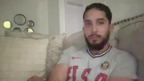 papicubano_guapo23cm online show from 05/25/26, 11:38