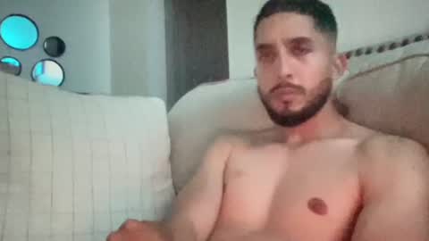papicubano_guapo23cm online show from 07/19/26, 04:49