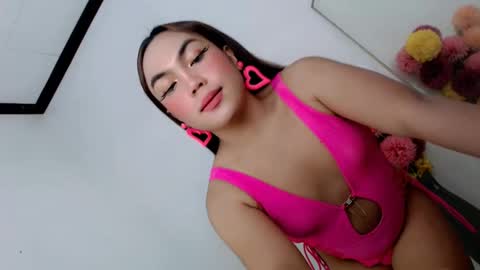 Snapshot of papigoddesslover chatting on 03/06/25, 11:47 Fina Dwarf online show from 03/06/25, 11:47