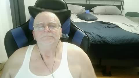 papilly online show from 04/12/26, 10:48