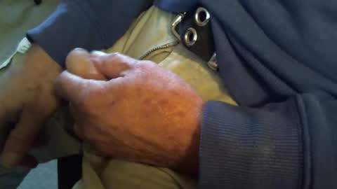 Snapshot of pappa_smurf_ chatting on 11/27/25, 09:50 Shmoo online show from 11/27/25, 09:50