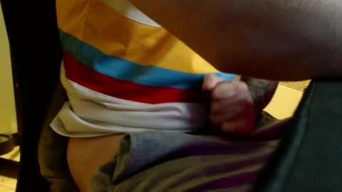 Snapshot of papychuo chatting on 12/16/25, 12:15 papychuo online show from 12/16/25, 12:15