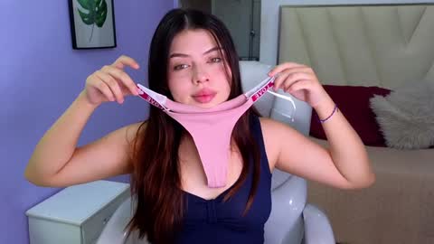 Amy and my doll online show from 01/25/25, 04:13