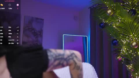 Snapshot of parasite_eve1 chatting on 01/03/25, 06:03 Alise Melissa online show from 01/03/25, 06:03