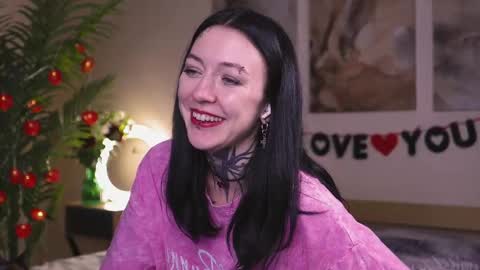 Snapshot of parasite_eve1 chatting on 02/14/25, 11:09 Alise Melissa online show from 02/14/25, 11:09