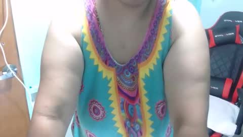 Luna online show from 10/21/25, 07:42