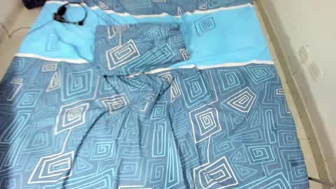 Snapshot of parejacachonda chatting on 01/13/25, 05:55 sara and andreu online show from 01/13/25, 05:55