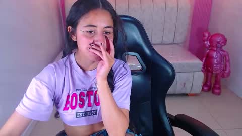 Snapshot of paris_1sub chatting on 09/08/25, 03:55 Paris 1sub online show from 09/08/25, 03:55