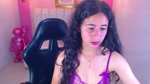 Snapshot of paris_1sub chatting on 10/03/25, 01:08 Paris 1sub online show from 10/03/25, 01:08