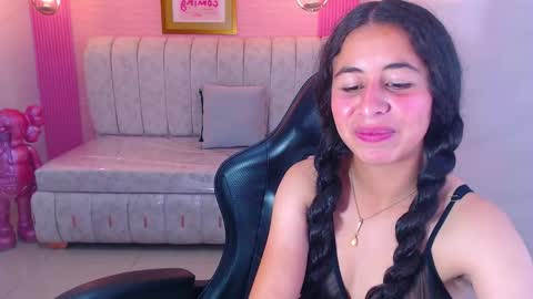 Snapshot of paris_1sub chatting on 10/14/25, 01:12 Paris 1sub online show from 10/14/25, 01:12