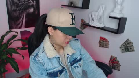 Paris D angelo online show from 02/05/25, 02:19