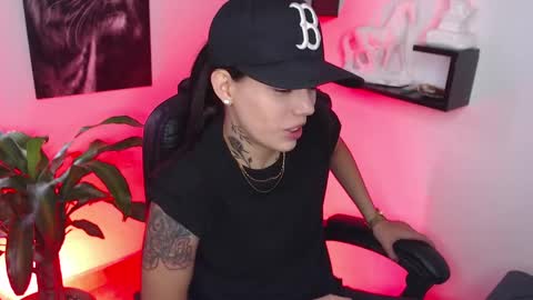 Paris D angelo online show from 03/07/25, 07:38