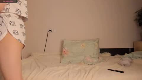 Snapshot of paris_hilt_on chatting on 01/19/25, 11:45 Sasha online show from 01/19/25, 11:45