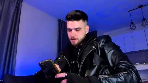 Paris online show from 02/01/26, 08:29