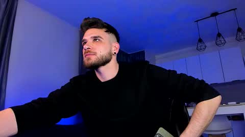 Paris online show from 02/07/26, 10:24