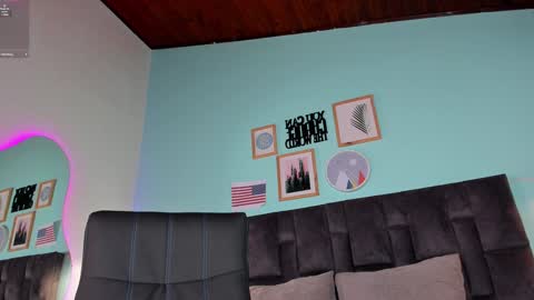 PARIS online show from 01/17/25, 11:51