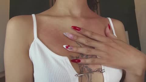 PARIS online show from 02/21/25, 07:43