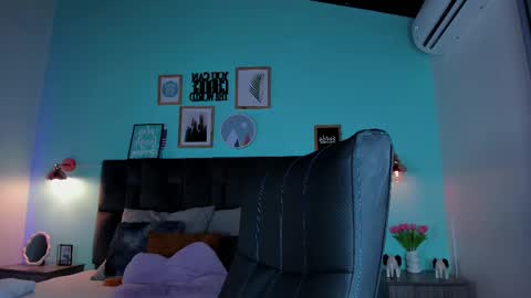 PARIS online show from 03/08/25, 10:34