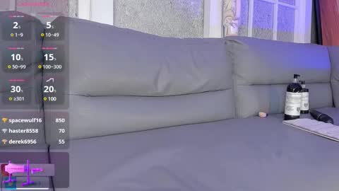 Snapshot of parisi_ chatting on 03/05/25, 10:10 PARISI online show from 03/05/25, 10:10