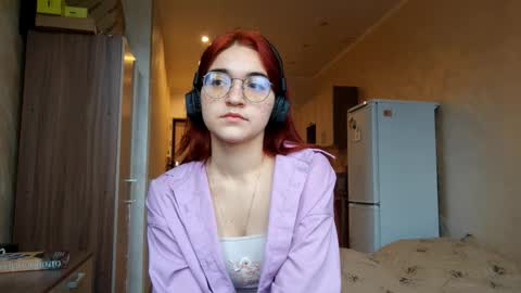 Snapshot of parisstoot chatting on 10/31/25, 07:31 Michelle online show from 10/31/25, 07:31