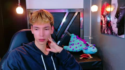 park_jimin1 online show from 01/07/26, 12:18