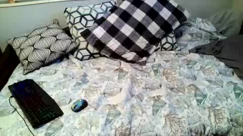 Snapshot of parlay0028 chatting on 12/19/25, 05:09 Parlay tellio online show from 12/19/25, 05:09