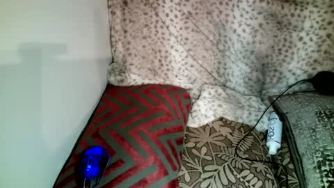 Snapshot of parlaytellio chatting on 12/18/24, 10:02 Parlay Tellio online show from 12/18/24, 10:02