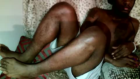 Snapshot of parlaytellio chatting on 12/20/24, 03:25 Parlay Tellio online show from 12/20/24, 03:25