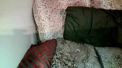 Snapshot of parlaytellio chatting on 01/07/25, 12:34 Parlay Tellio online show from 01/07/25, 12:34