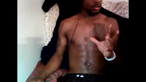 Snapshot of parlaytellio chatting on 01/26/25, 03:27 Parlay Tellio online show from 01/26/25, 03:27