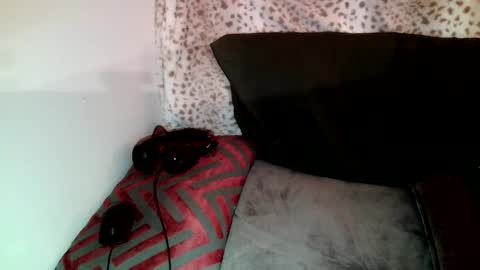 Snapshot of parlaytellio chatting on 01/29/25, 04:58 Parlay Tellio online show from 01/29/25, 04:58