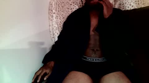 Snapshot of parlaytellio chatting on 02/20/25, 06:24 Parlay Tellio online show from 02/20/25, 06:24