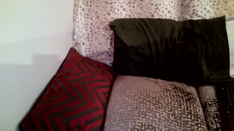 Snapshot of parlaytellio chatting on 03/11/25, 09:04 Parlay Tellio online show from 03/11/25, 09:04