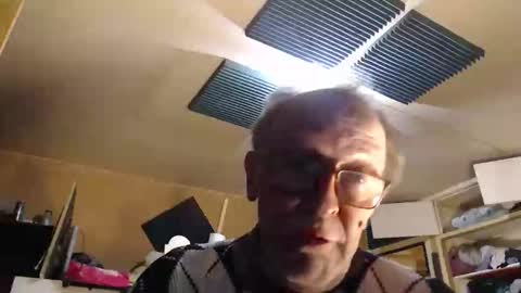 pascal88881 online show from 12/20/24, 07:50