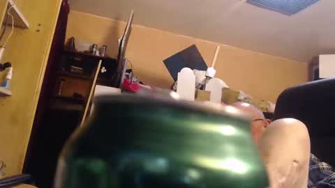 pascal88881 online show from 12/23/24, 11:49