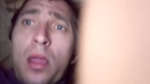 Snapshot of pashawolkov26 chatting on 12/23/25, 02:20 pashawolkov26 online show from 12/23/25, 02:20