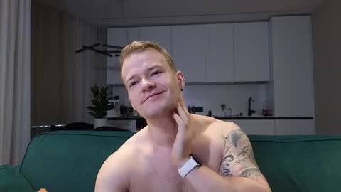 Pashka online show from 10/31/25, 06:47