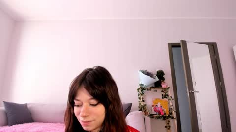 Bella online show from 10/12/25, 03:16