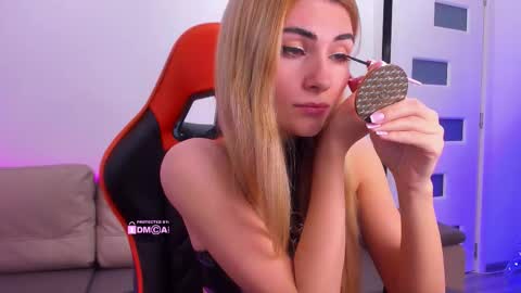 Snapshot of passionkc chatting on 10/23/25, 09:57 passionkc online show from 10/23/25, 09:57