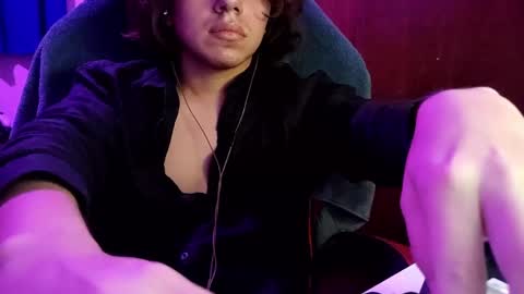 pasta_alfredo69 online show from 04/28/26, 01:48