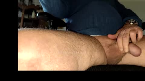 Snapshot of pat5057 chatting on 01/08/25, 12:26 Master Bates online show from 01/08/25, 12:26