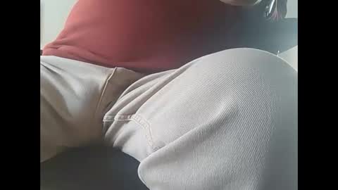 Snapshot of pat5057 chatting on 03/26/26, 11:38 Master Bates online show from 03/26/26, 11:38