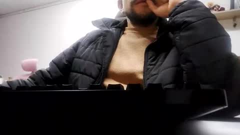 pato_lavida_ online show from 04/15/26, 11:05