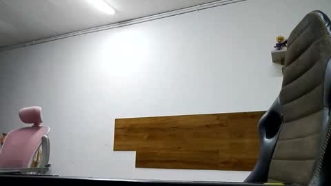 pato_lavida_ online show from 04/18/26, 09:26