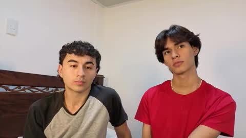 patri_ck_villa online show from 11/12/25, 06:41