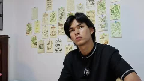 Snapshot of patri_ck_villa chatting on 05/13/26, 11:00 patri_ck_villa online show from 05/13/26, 11:00