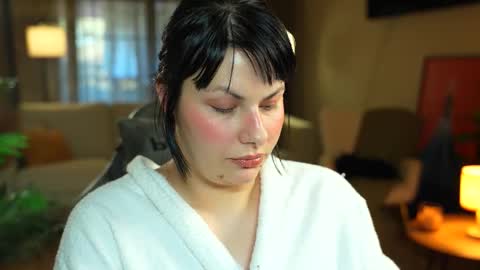 Patricia online show from 11/28/25, 11:13