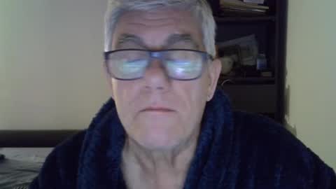 patrick5275 online show from 12/30/24, 06:53