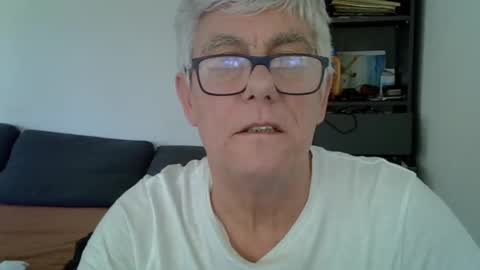 patrick5275 online show from 02/14/25, 01:51