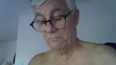 patrick5275 online show from 09/16/25, 05:30